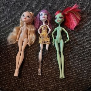 Monster high and ever after high dolls- lot of 3